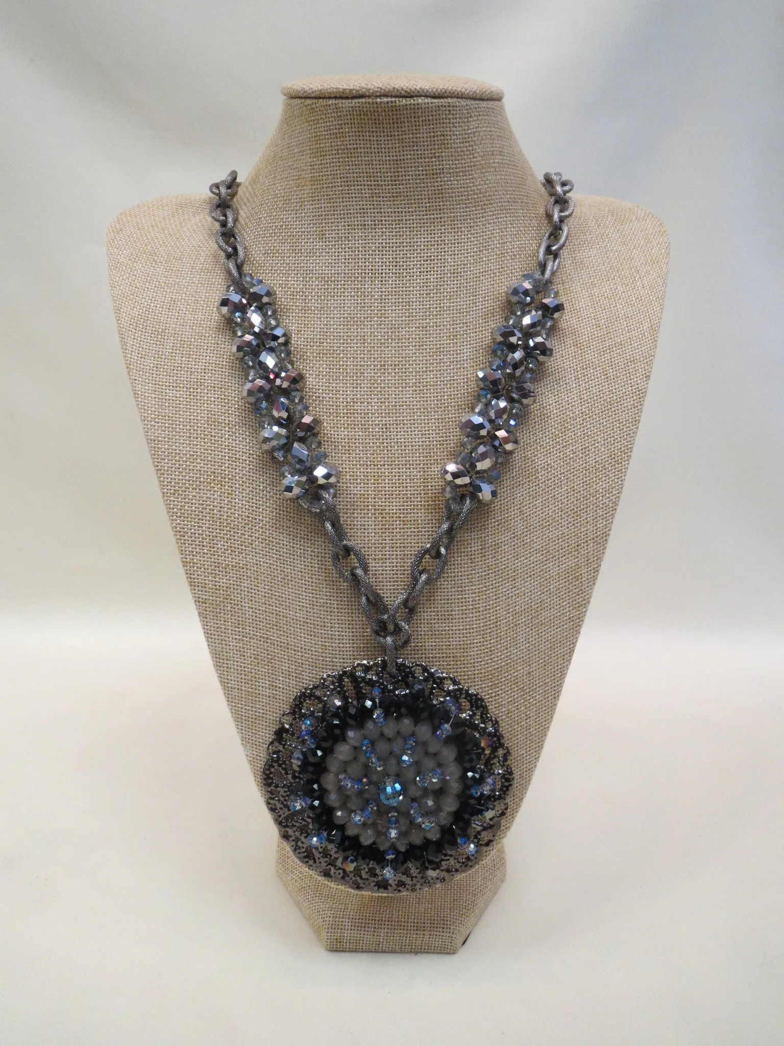 ADO | Beaded Pendant Necklace