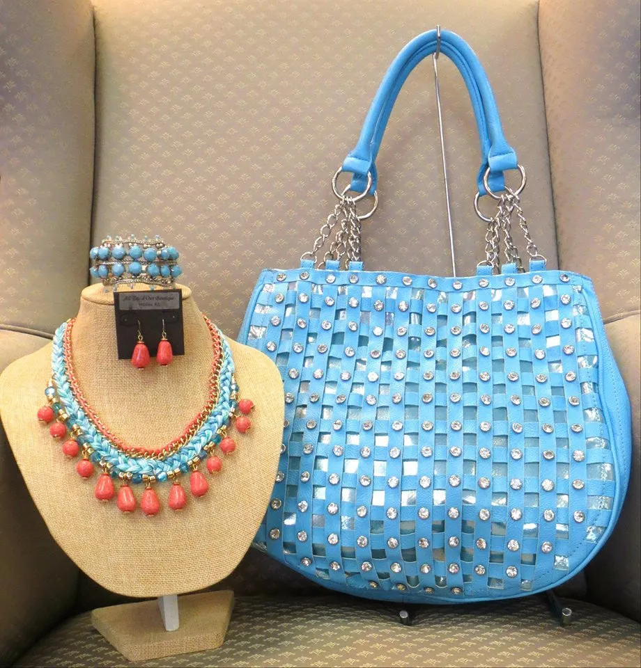 ADO | Coral & Blue Thread Necklace