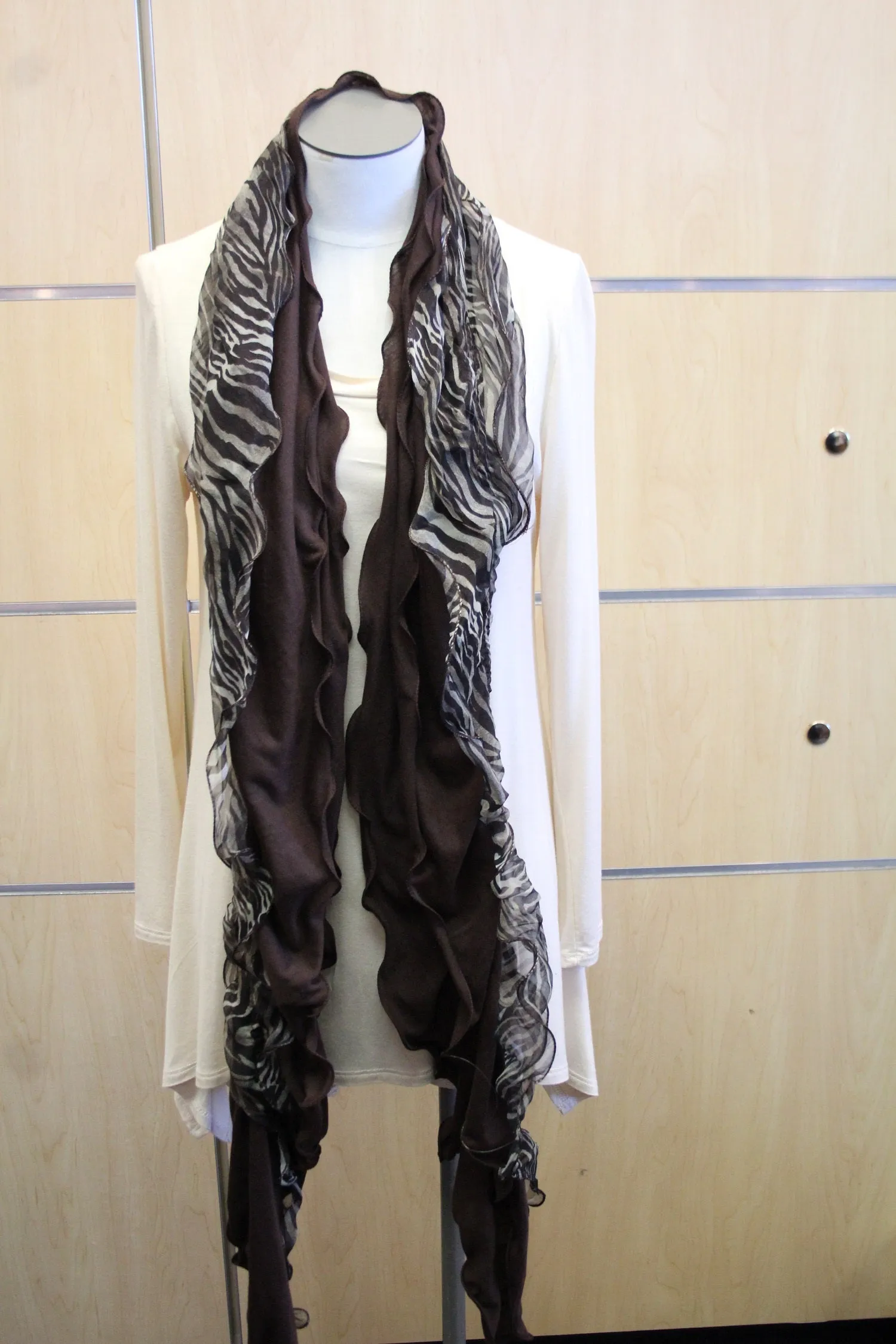 ADO | Wrap Ruffle Scarf Coffee Zebra