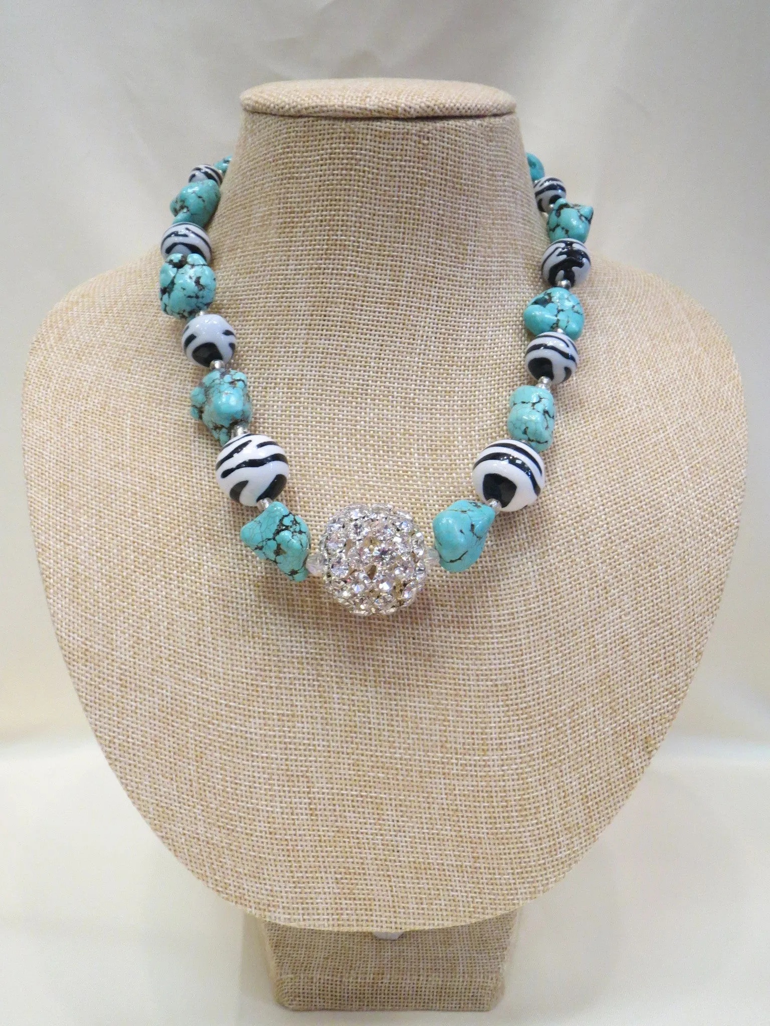 ADO | Zebra & Turquoise Beaded Necklace