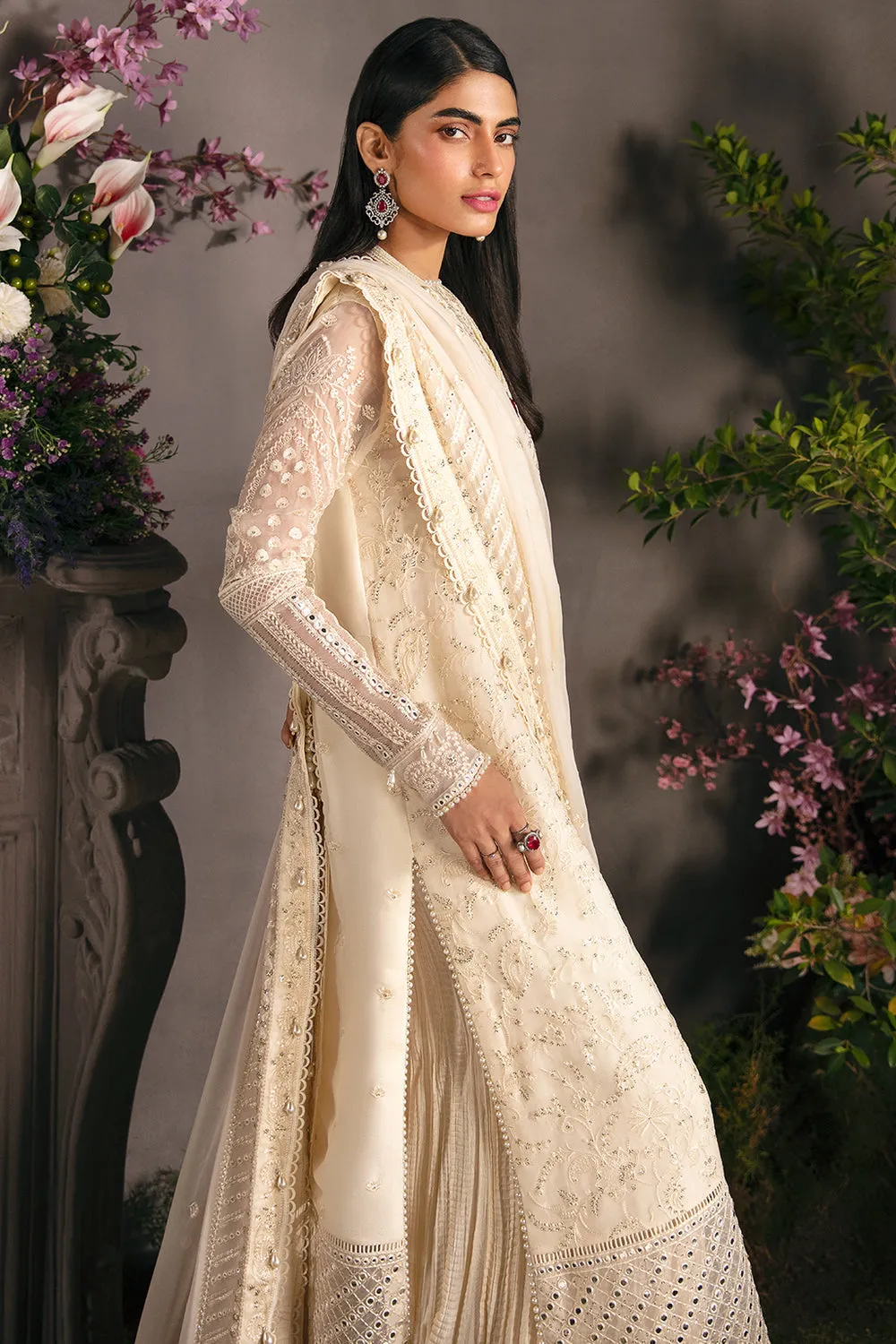 AFROZEH |  La Fuchsia Luxury Formals'23 | DAISY GLOW