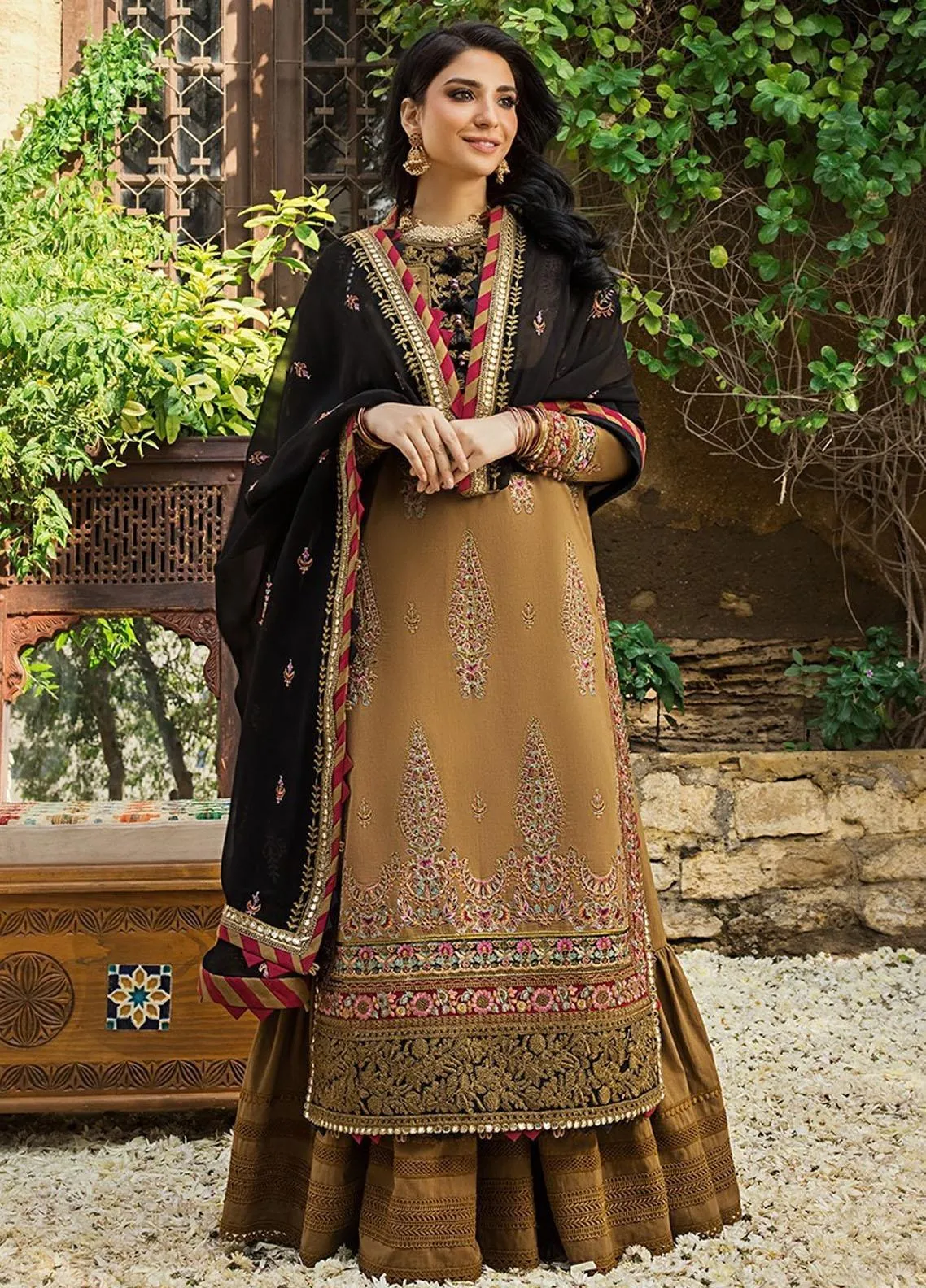 Asim Jofa | Luxury Lawn 2023 | AJLR-09