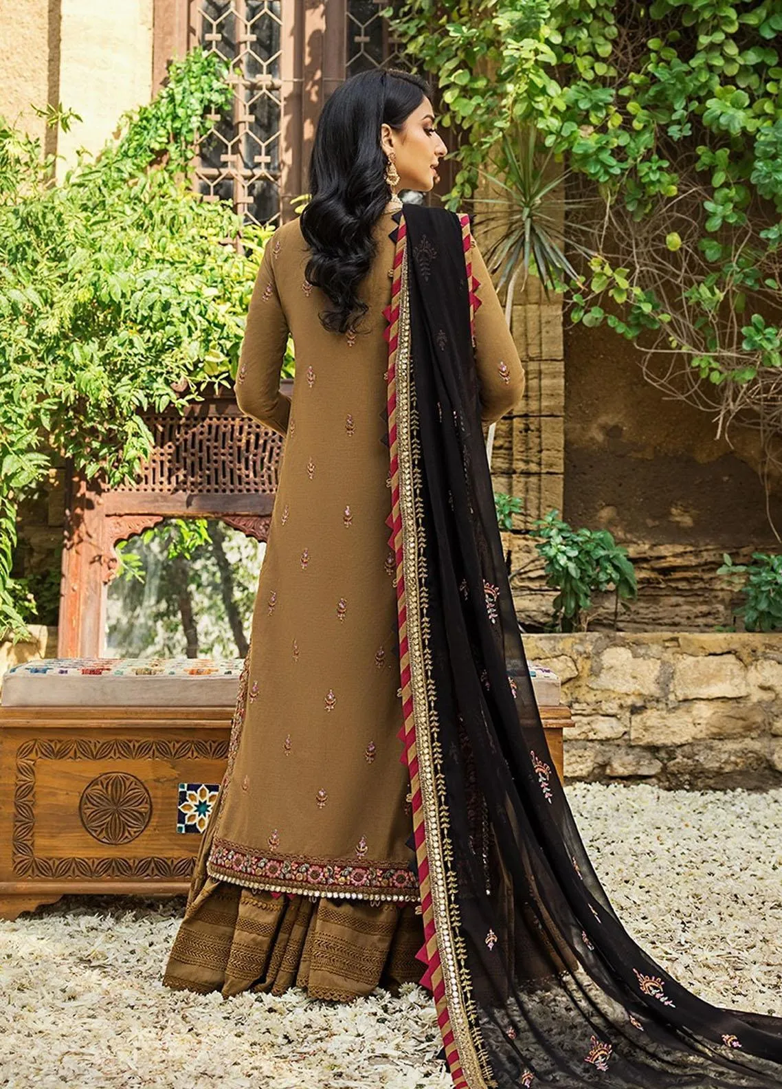 Asim Jofa | Luxury Lawn 2023 | AJLR-09