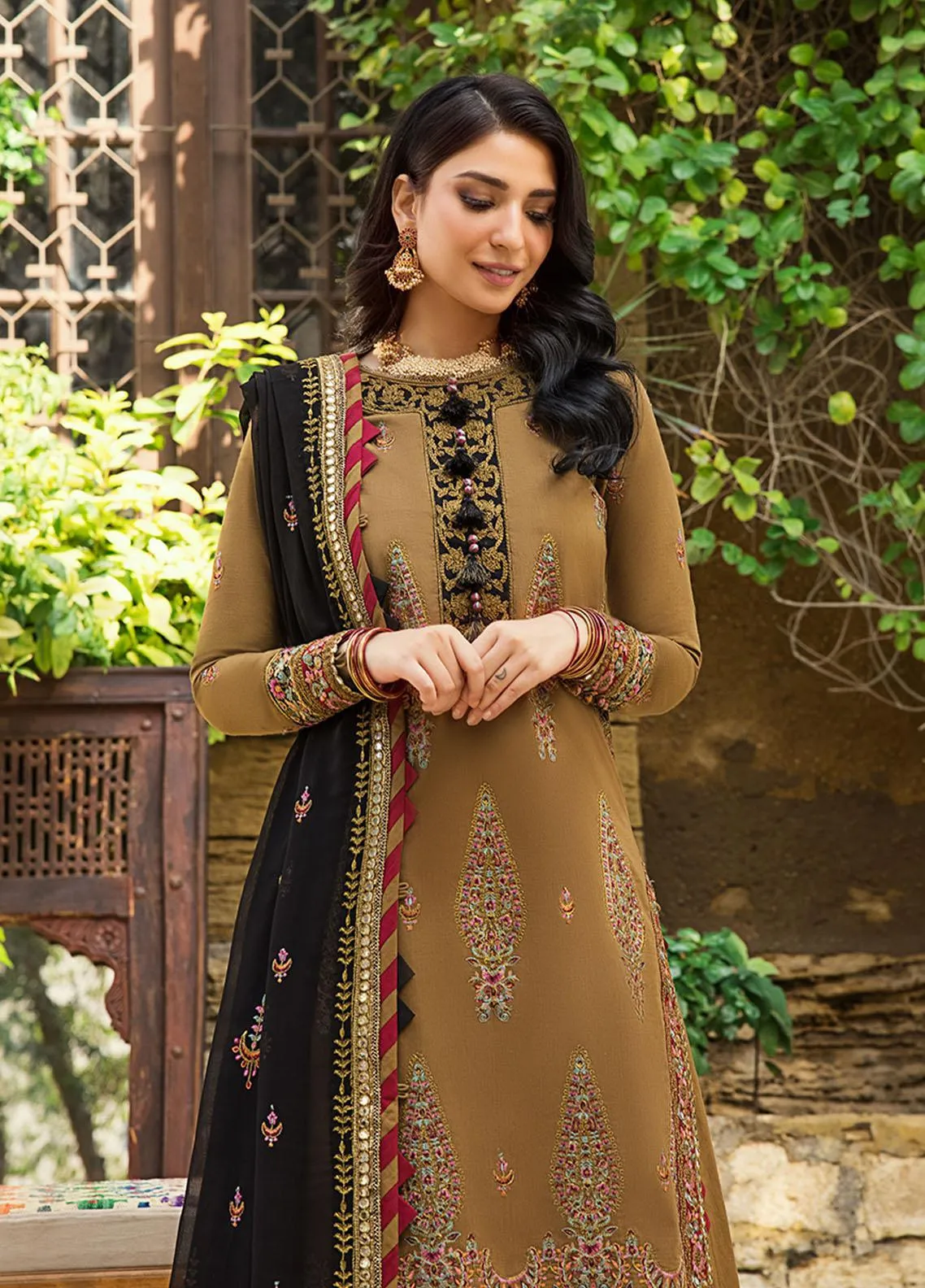 Asim Jofa | Luxury Lawn 2023 | AJLR-09