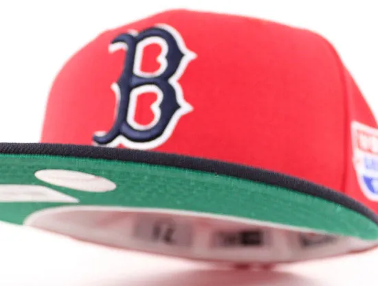 Boston Red Sox 1975 World Series Champion Patch New Era 59Fifty Fitted Hats (RED GREEN UNDER BRIM)