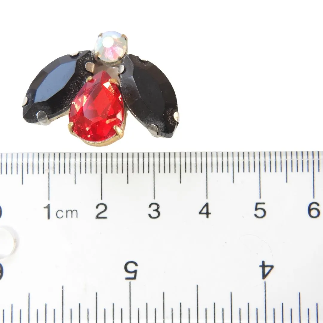 Jeweled Bee Button for Decorating