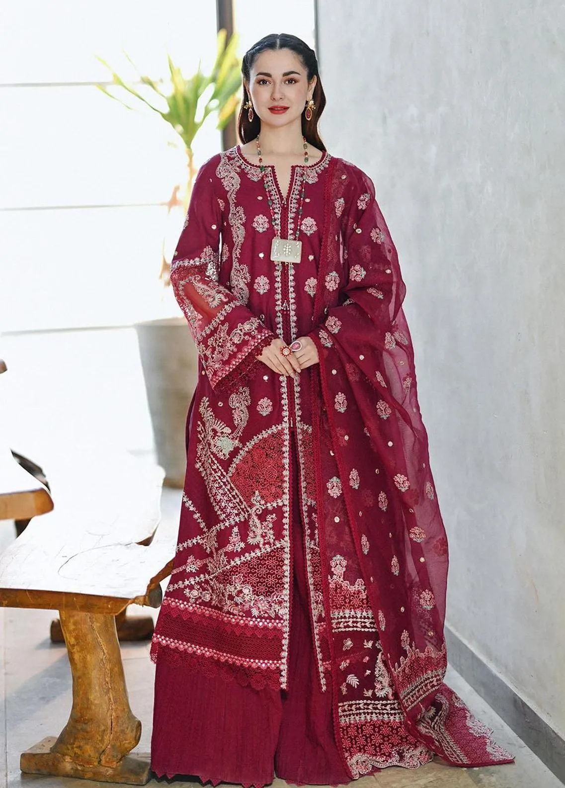 QALAMKAR | LUXURY LAWN’23 | SP-02 BEYZA