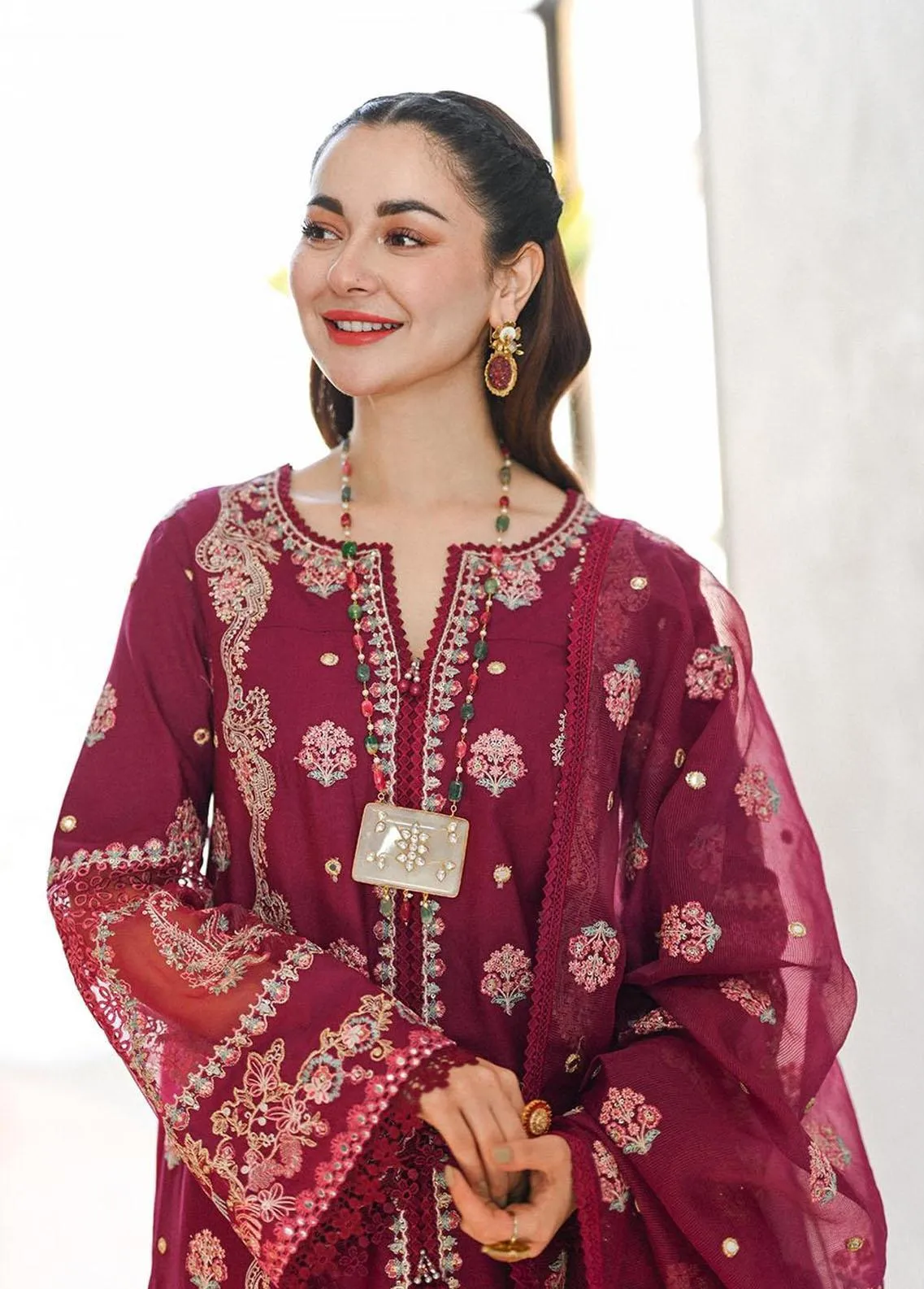 QALAMKAR | LUXURY LAWN’23 | SP-02 BEYZA