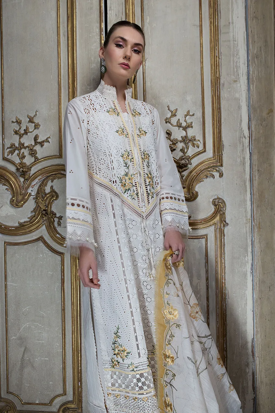 SOBIA NAZIR LUXURY LAWN 2024 | 3A
