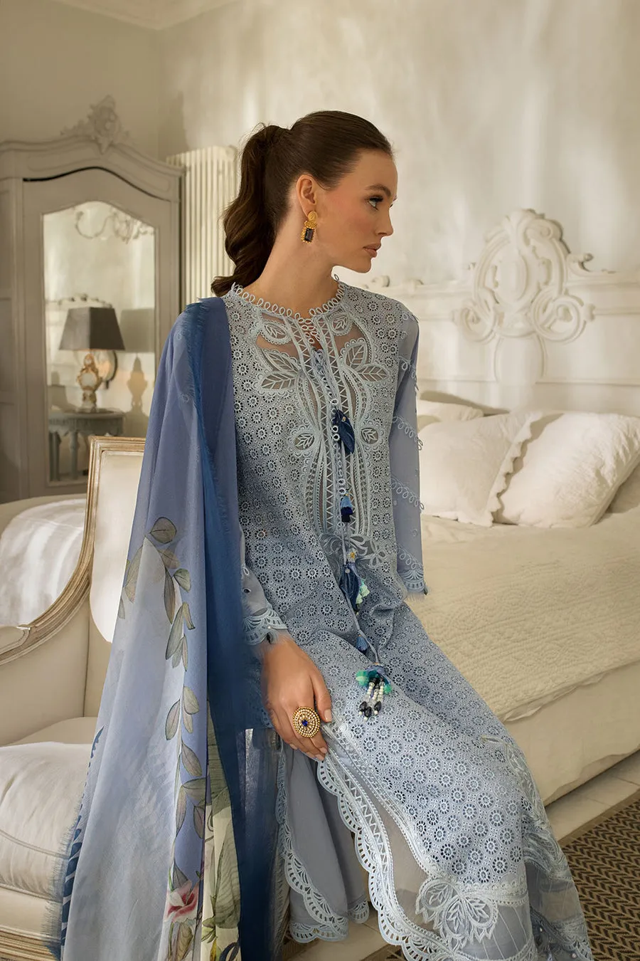 SOBIA NAZIR LUXURY LAWN 2024 | 5A