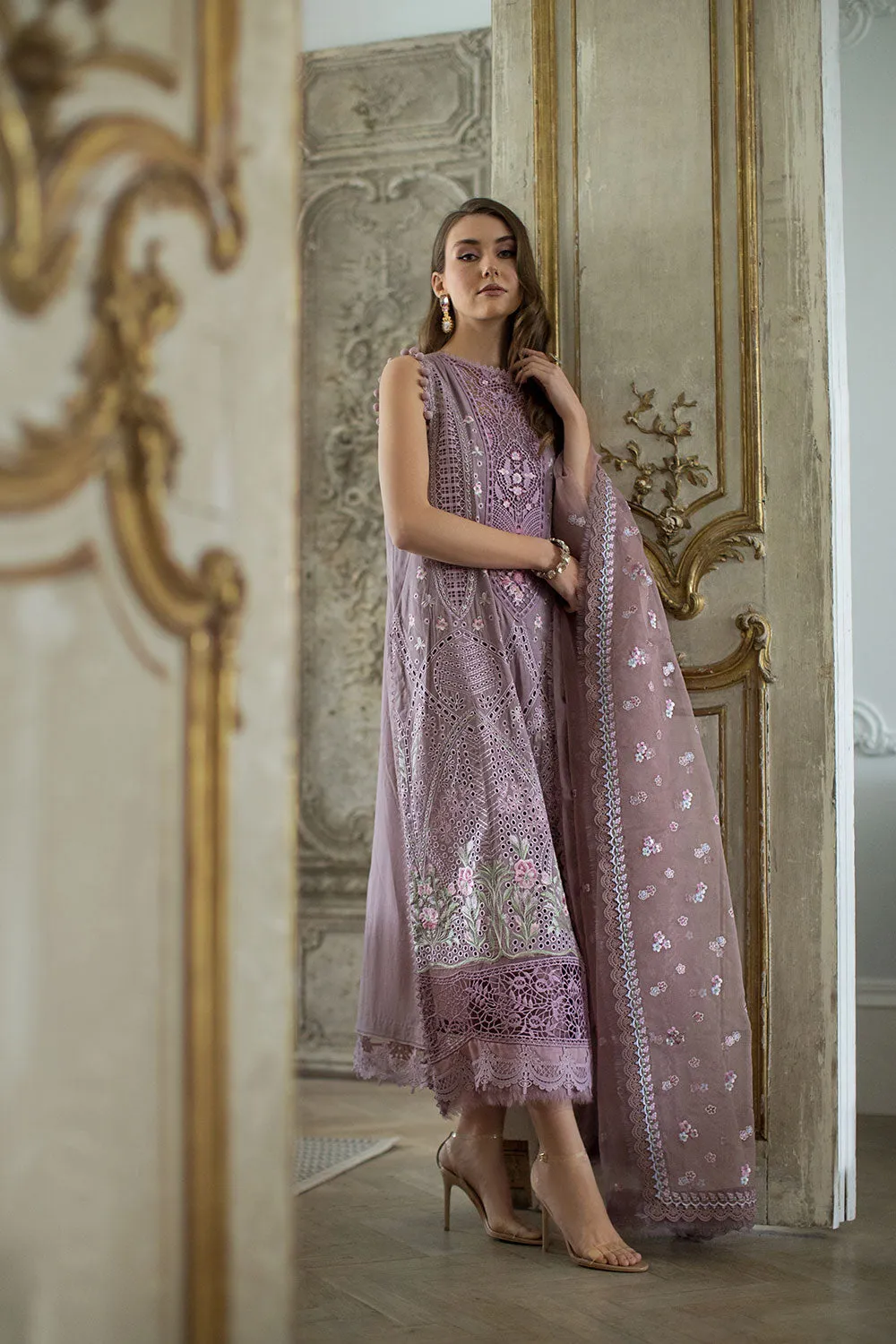 SOBIA NAZIR LUXURY LAWN 2024 | 9A