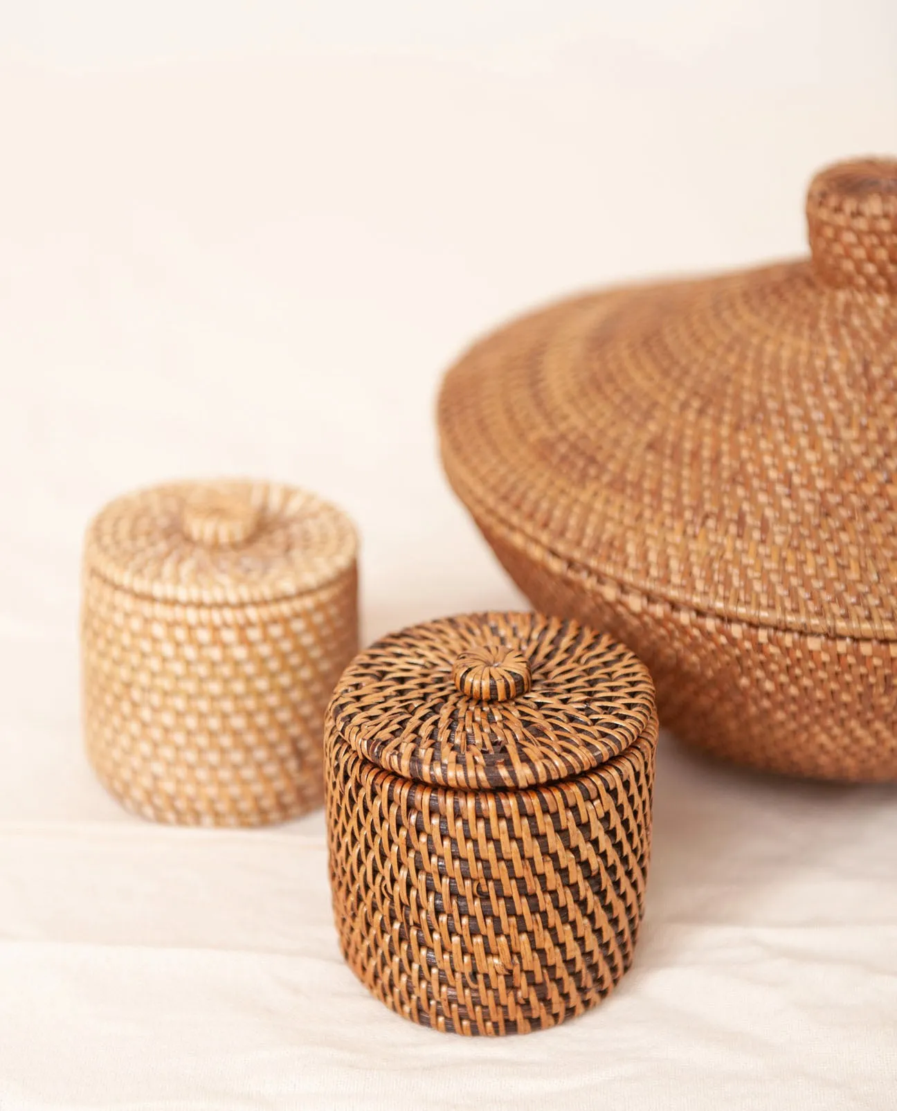 SUMBA Mid Brown Rattan Lidded Storage Bowl