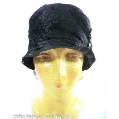 Vintage Ladies Cloche Hat Black Fur Felt 1920s w/ Deco Ornament Small Gatsby