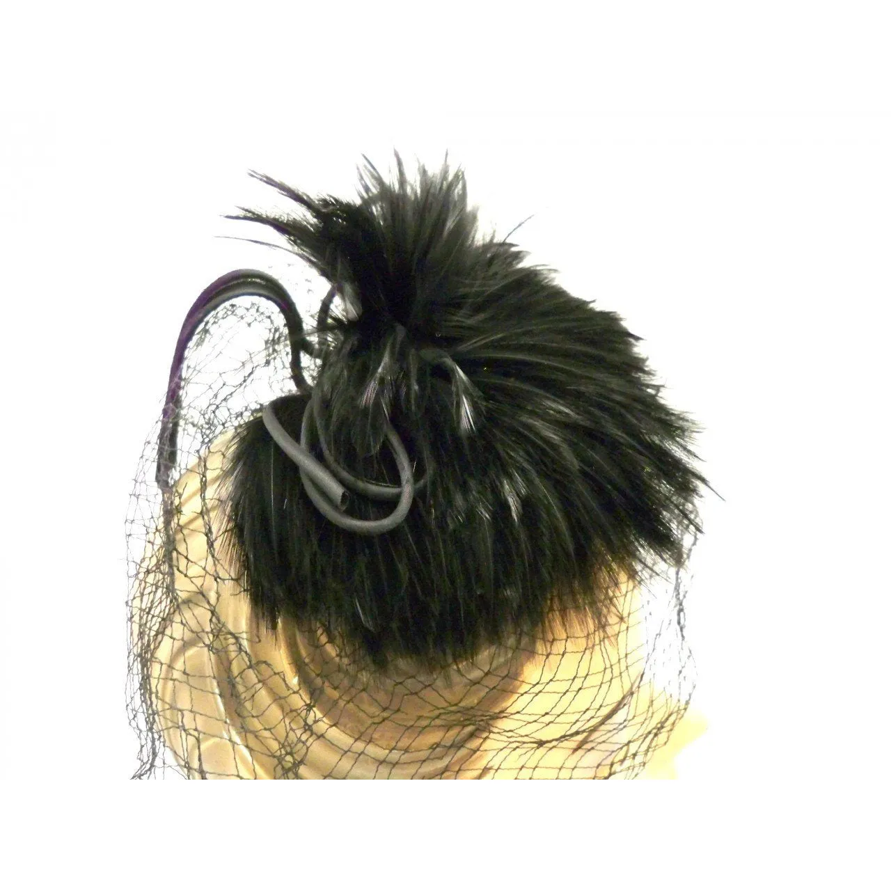 Vintage Ladies Cocktail Hat w/ Standup Feather Center and Veil 1950s